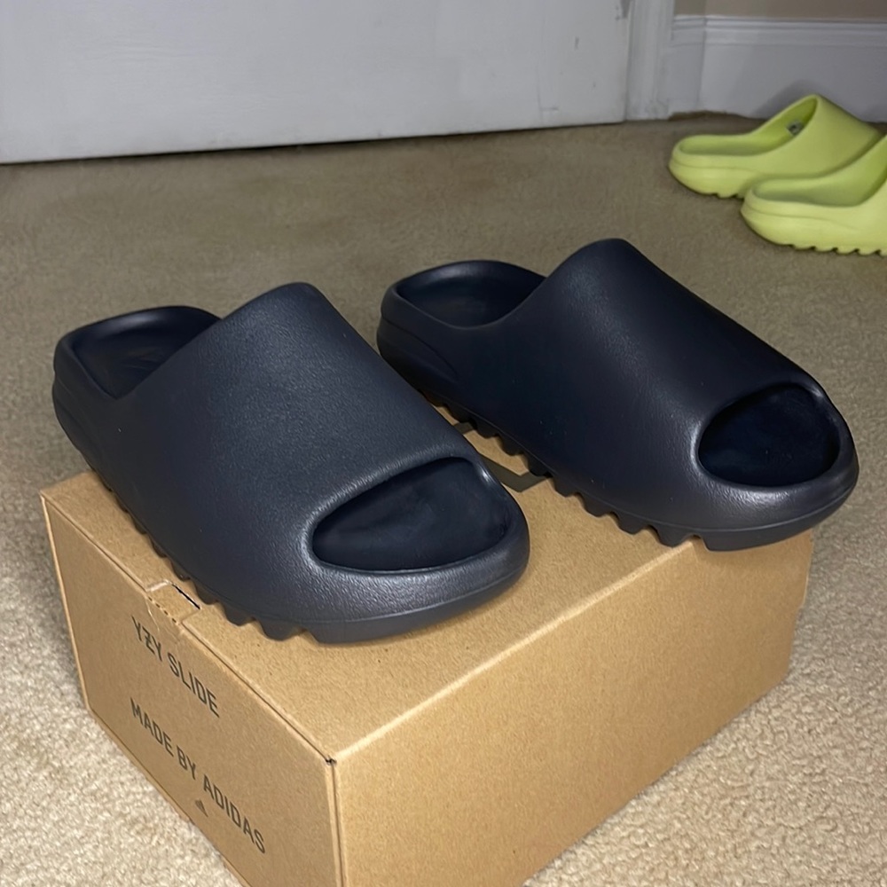 Yeezy Slide Onyx